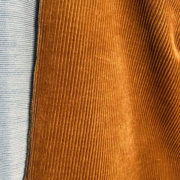 6T Wide Leg Cropped Wide Rib Corduroy Pant, Lands' End - Picture 4 of 4